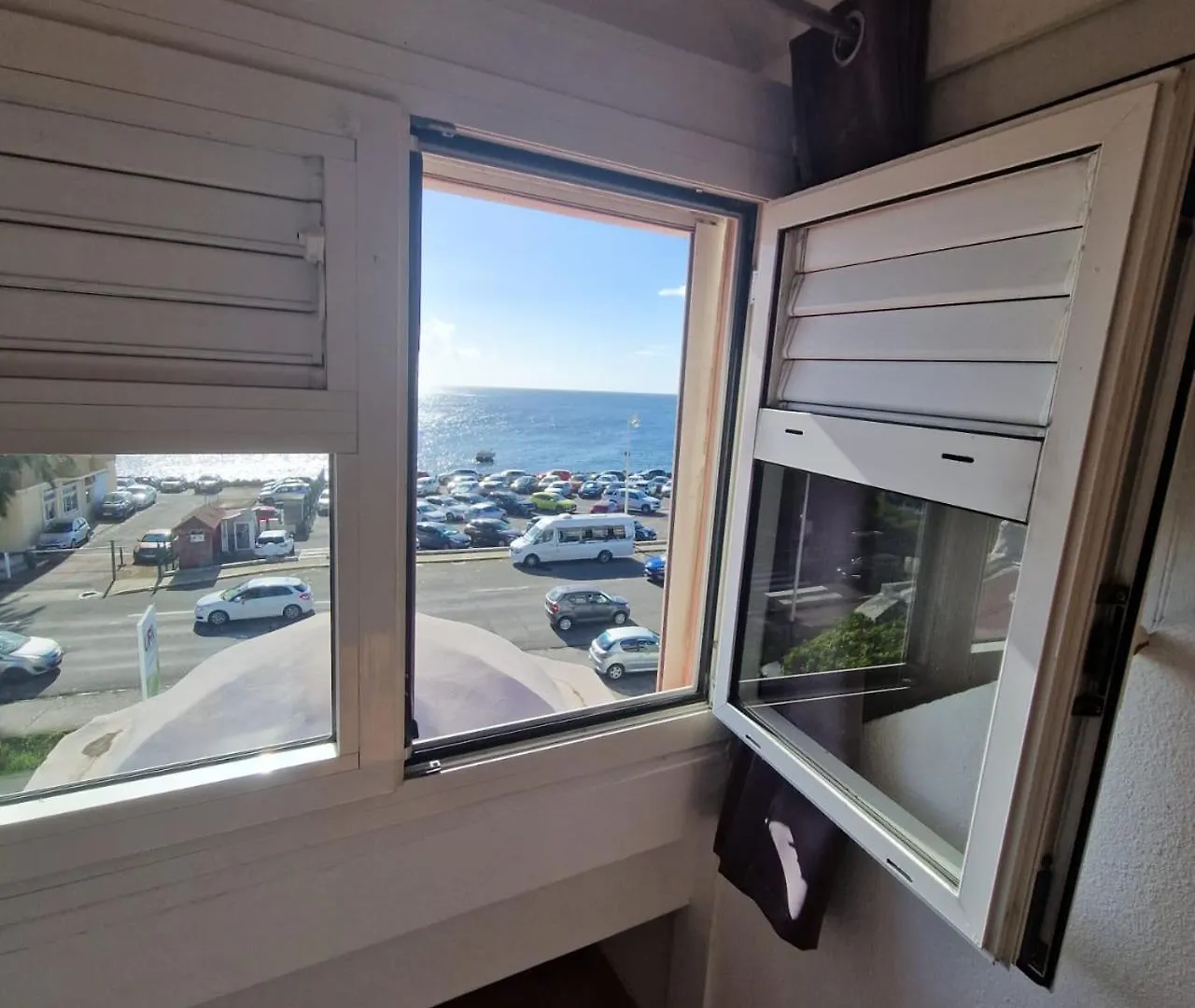 Apartment Mariposa - Logement T3 Avec Jacuzzi - Empire House Basse-Terre Guadeloupe